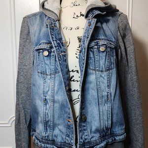 Jean jacket with sweater sleeves